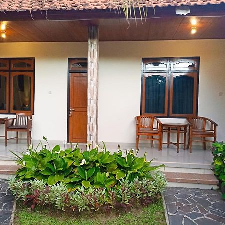 Kusnadi Hotel Legian Eksteriør bilde
