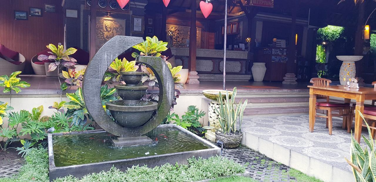 Kusnadi Hotel Legian Eksteriør bilde
