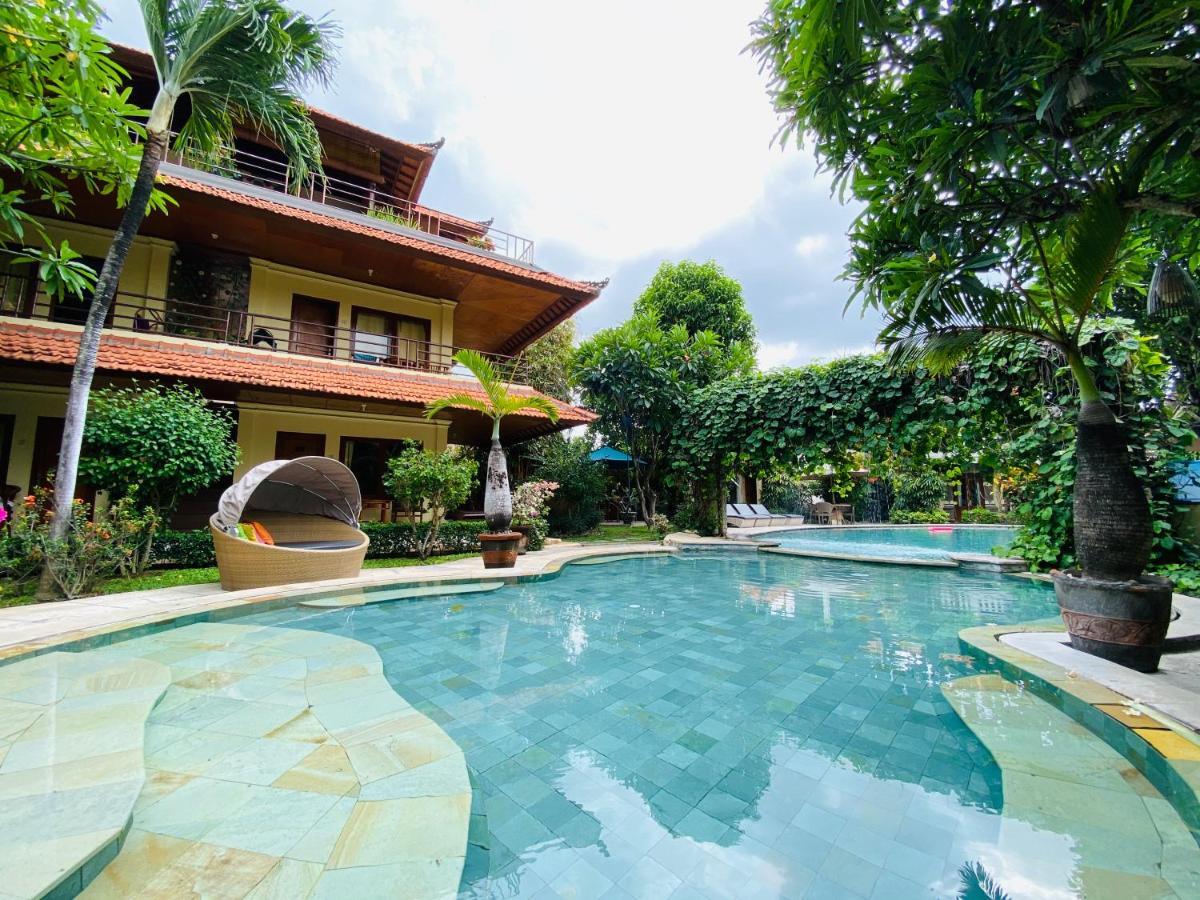 Kusnadi Hotel Legian Eksteriør bilde