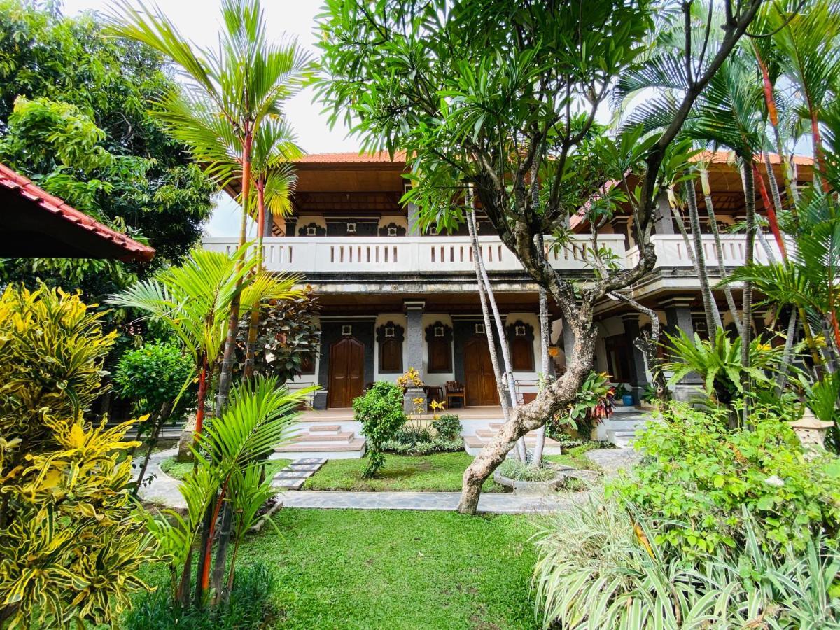 Kusnadi Hotel Legian Eksteriør bilde